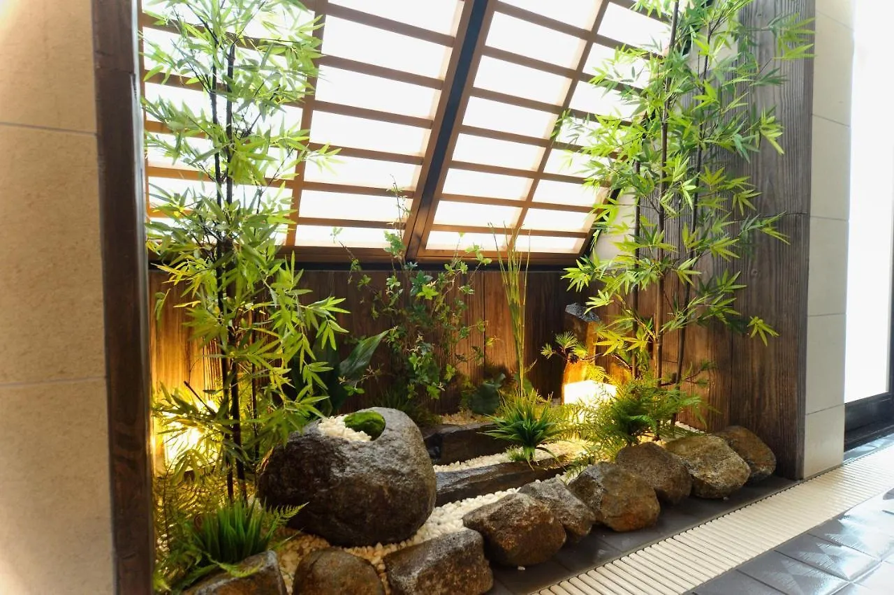 Global Cabin Tokyo Gotanda Capsule hotel