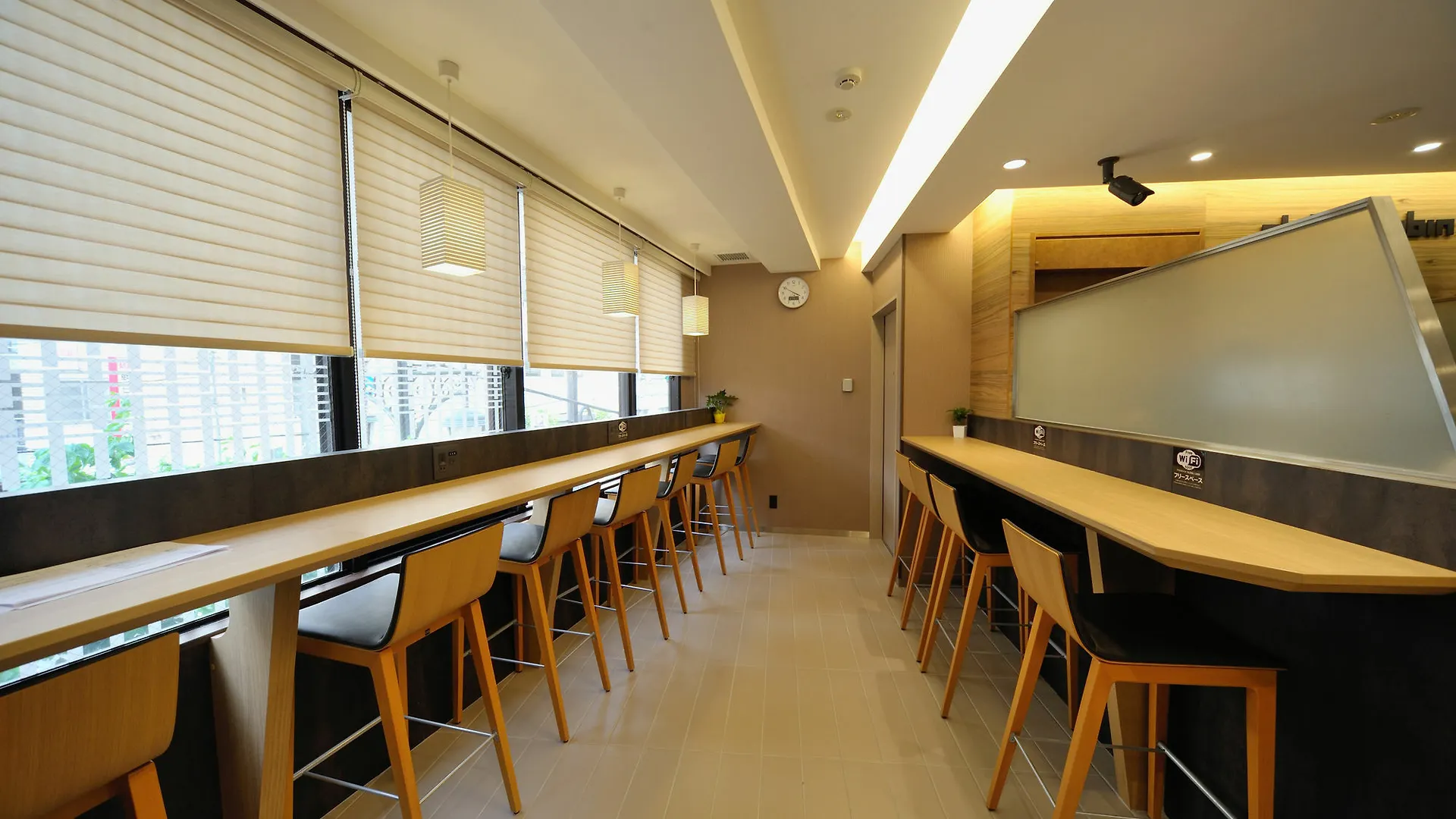 Capsule hotel Global Cabin Tokyo Gotanda
