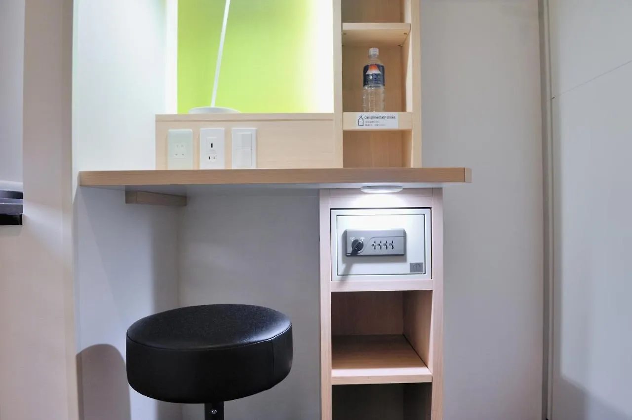 Global Cabin Tokyo Gotanda Capsule hotel